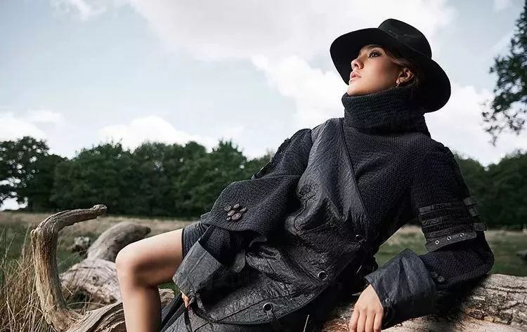 在PS里水波倒影不会做？用FLOOD插件帮你轻松快速完成