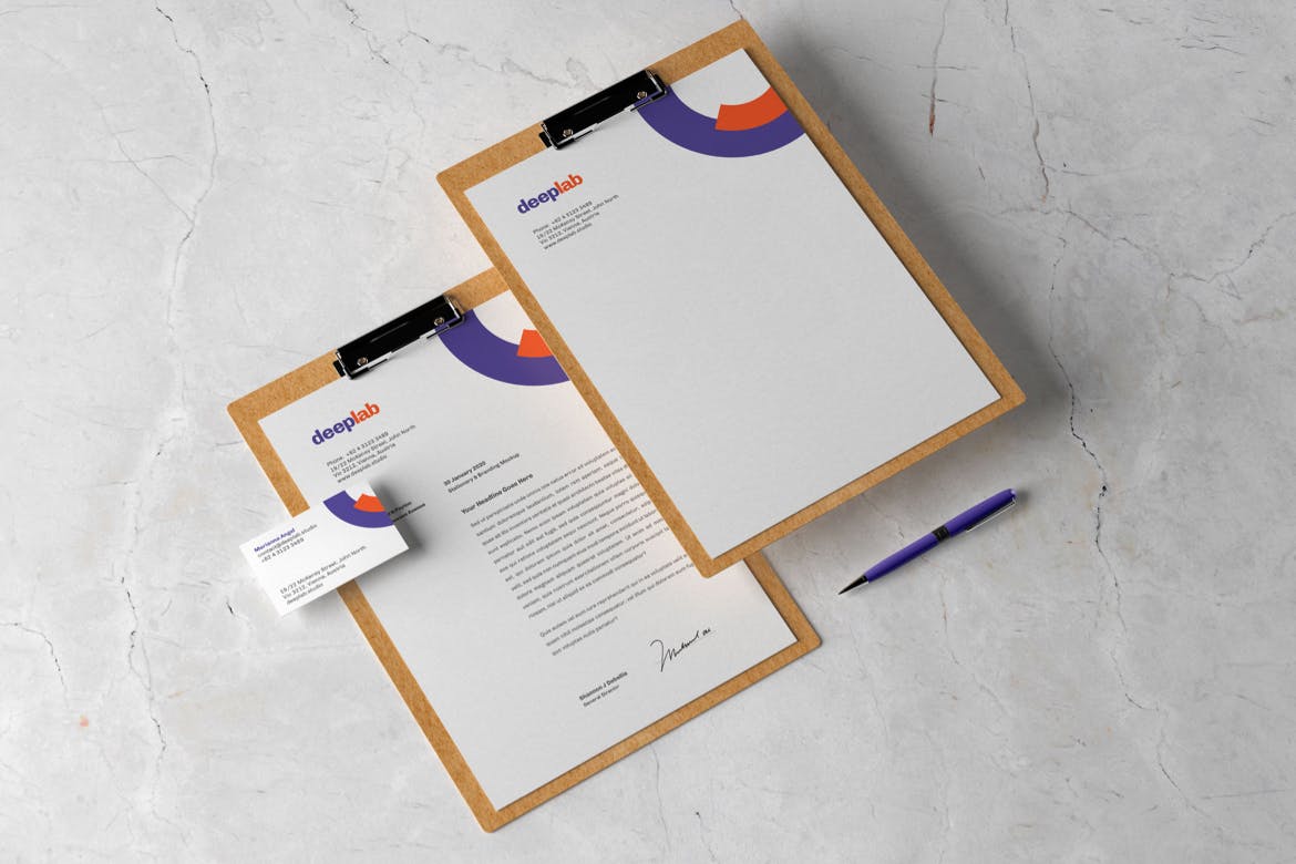 一组高级文具和品牌模型PSD样机素材包