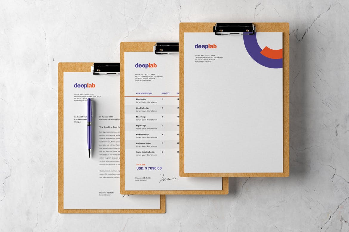 一组高级文具和品牌模型PSD样机素材包