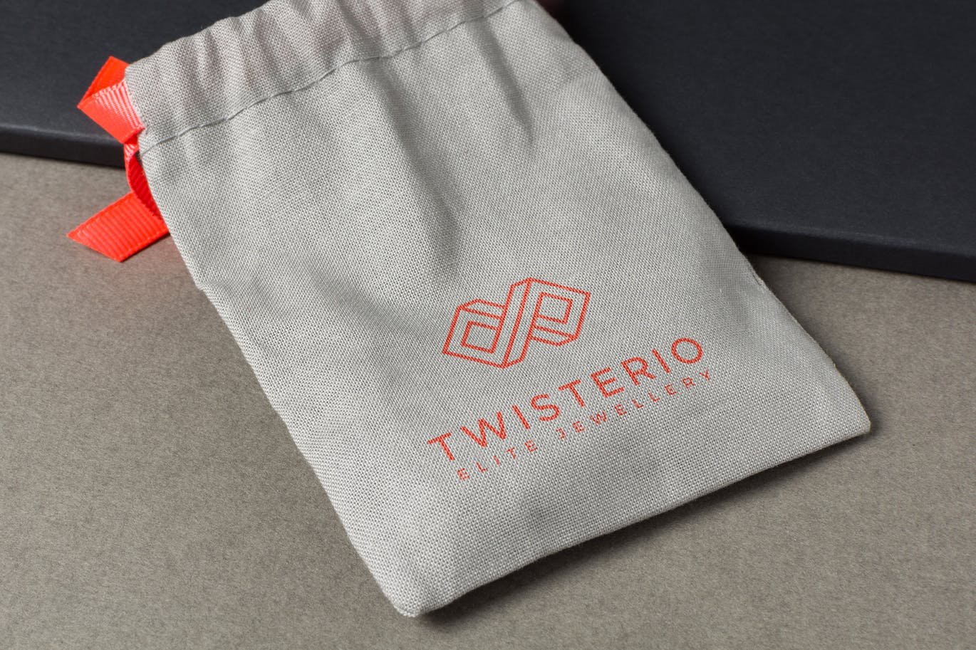 高端多用途LOGO标志VI设计样机展示PSD模板