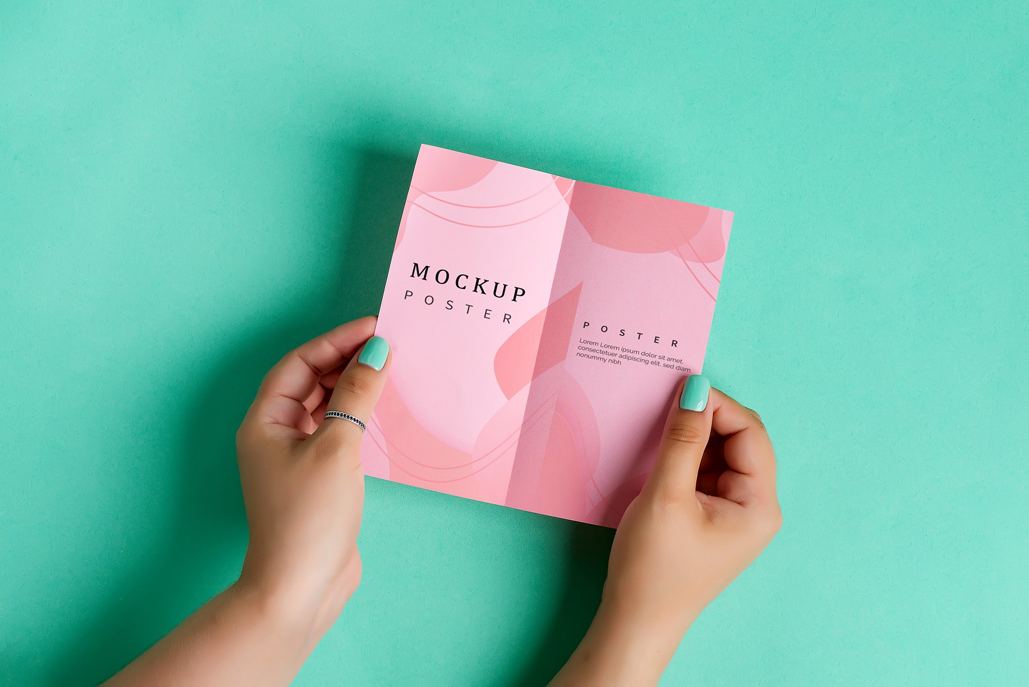 欧美风格精美三折页画册VI样机PSD素材