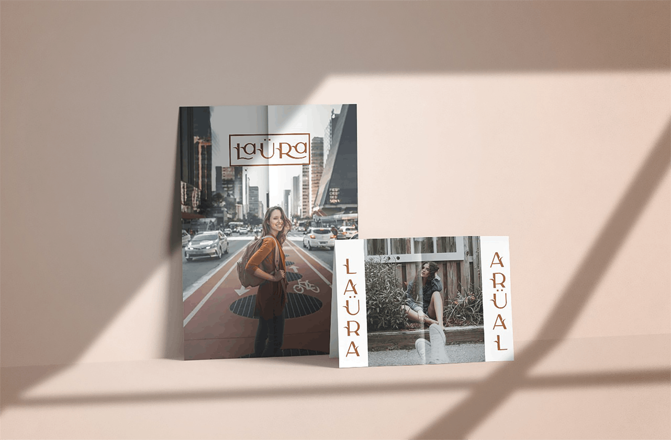 一组独特花朵植物树叶英文字体Camelia Sans