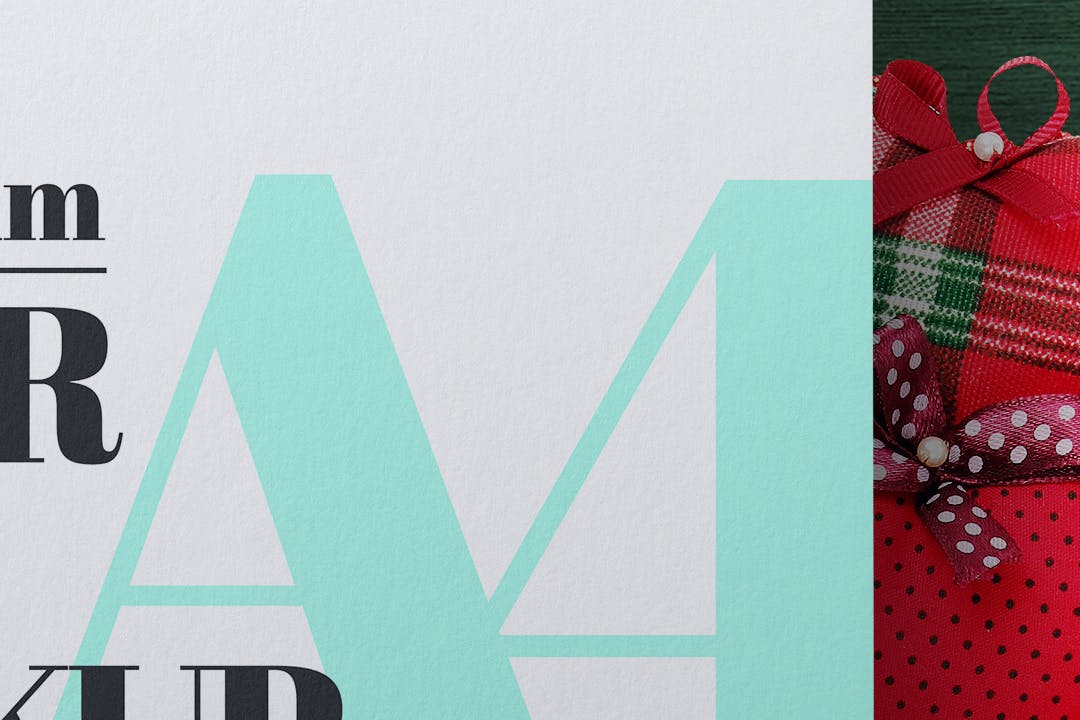 圣诞节主题A4传单海报花环PSD模型