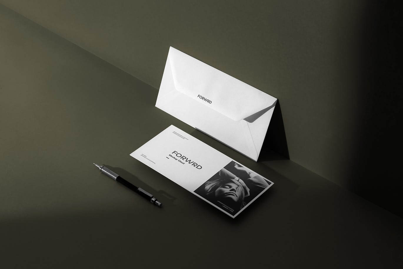 深色高端高品质品牌设计VI样机PSD素材包