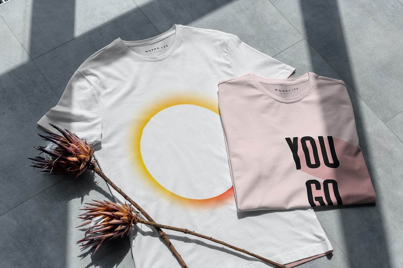 10个高端真实有逼格的T恤服装VI样机PSD素材包