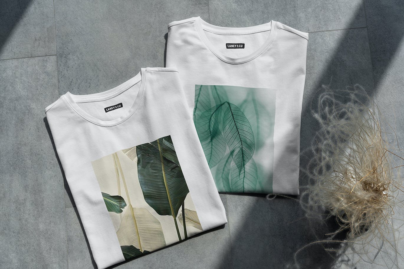 10个高端真实有逼格的T恤服装VI样机PSD素材包