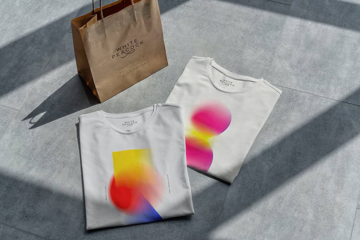 10个高端真实有逼格的T恤服装VI样机PSD素材包