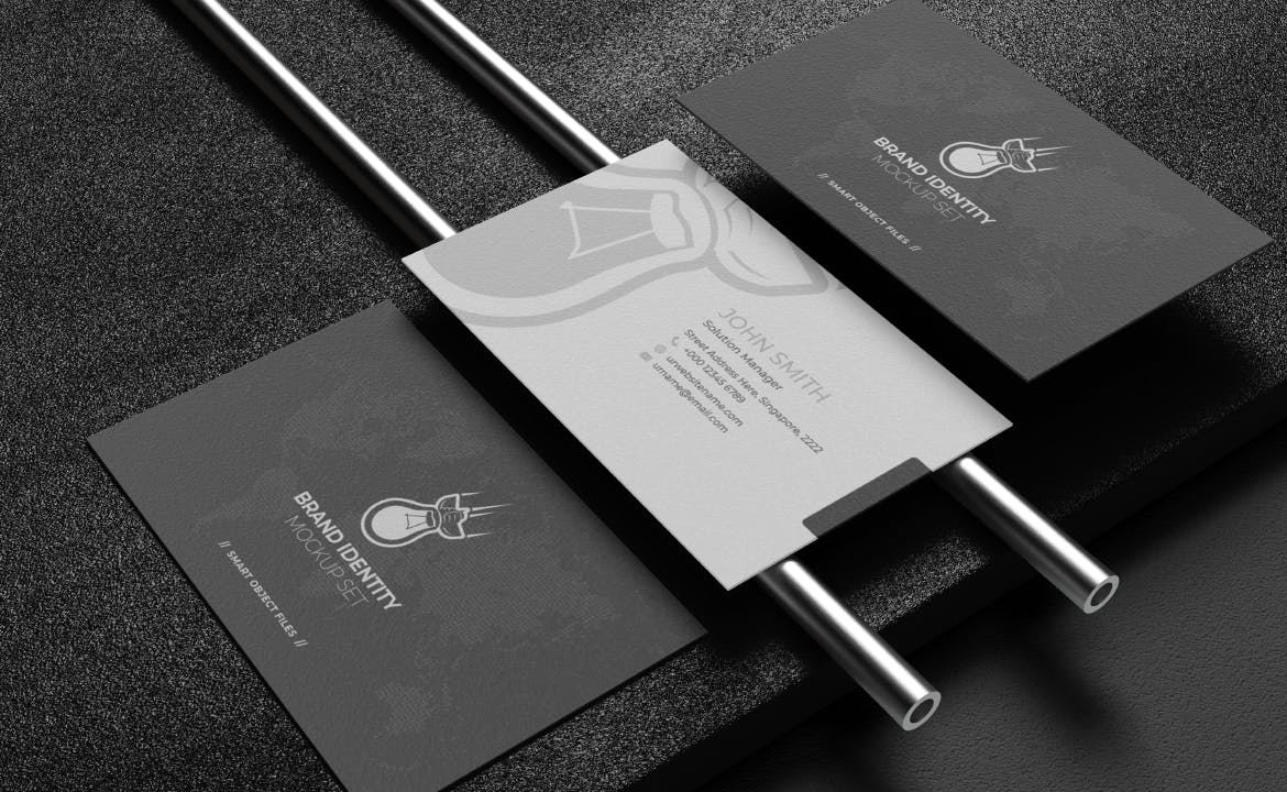 15个黑色高端名片设计VI样机PSD素材模型