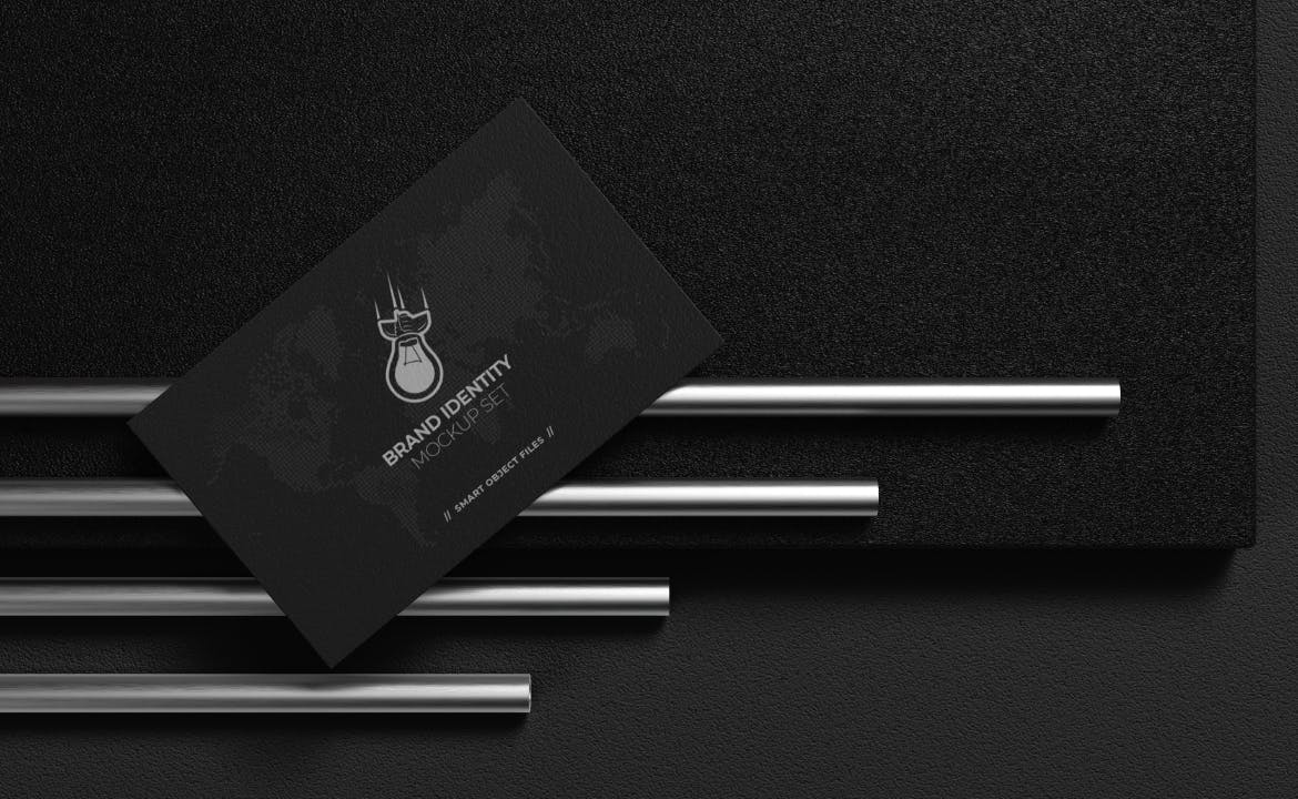 15个黑色高端名片设计VI样机PSD素材模型