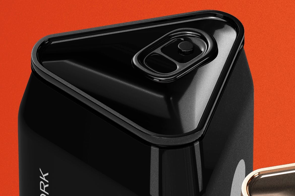 真实有质感易拉罐主题样机PSD素材