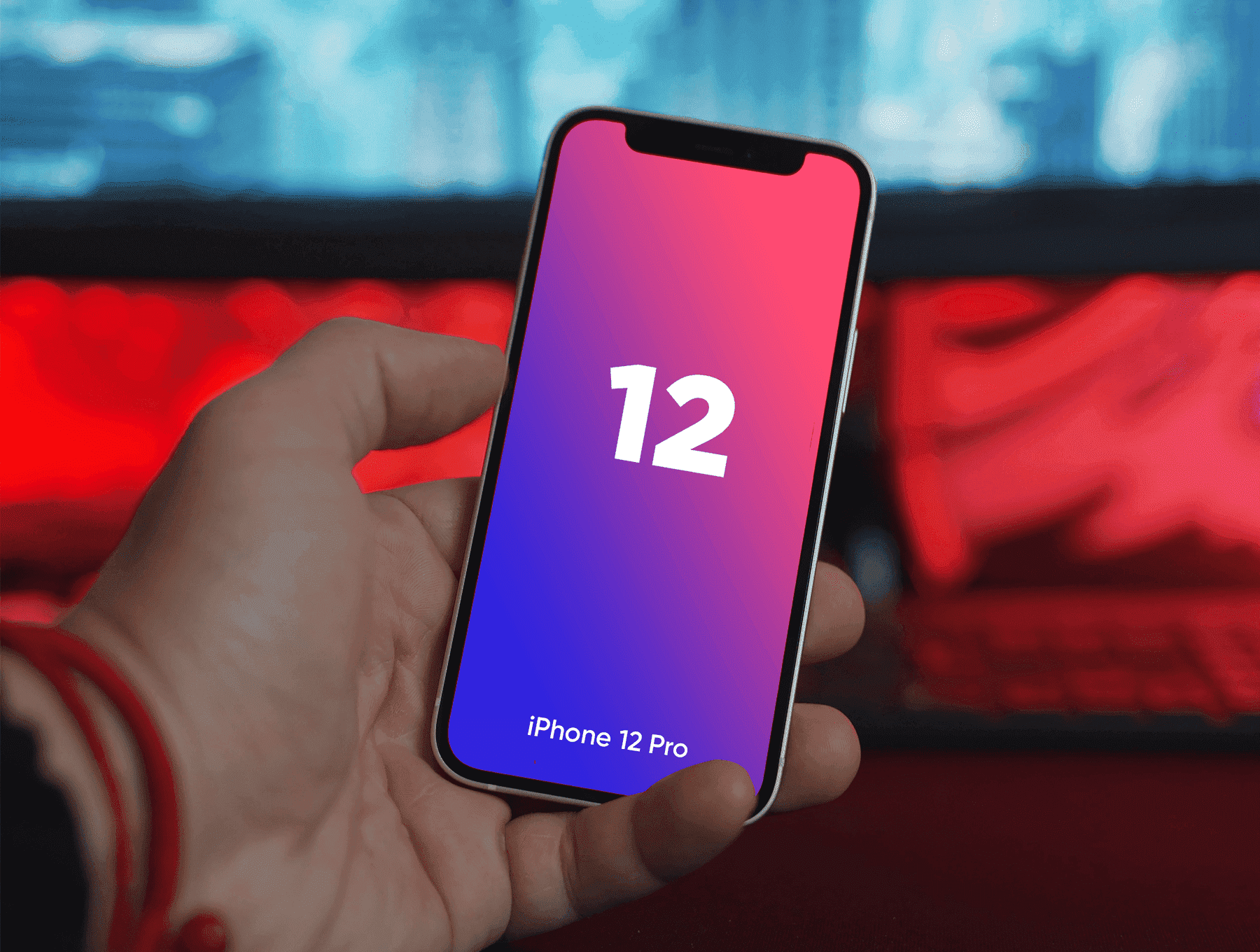 10个不同场景iPhone 12逼真样机PSD素材