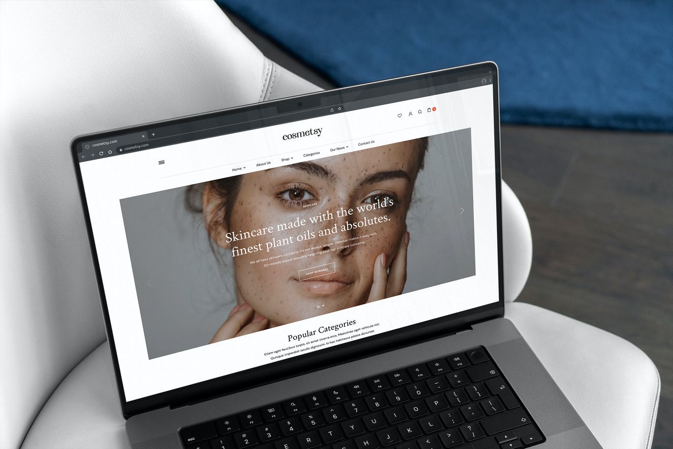 图片效果逼真的MacBook Pro 2021样机（PSD）