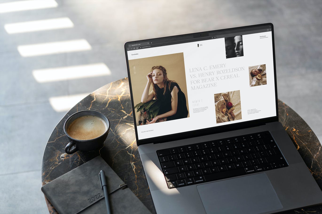 2021新款MacBook Pro电脑样机PSD模型