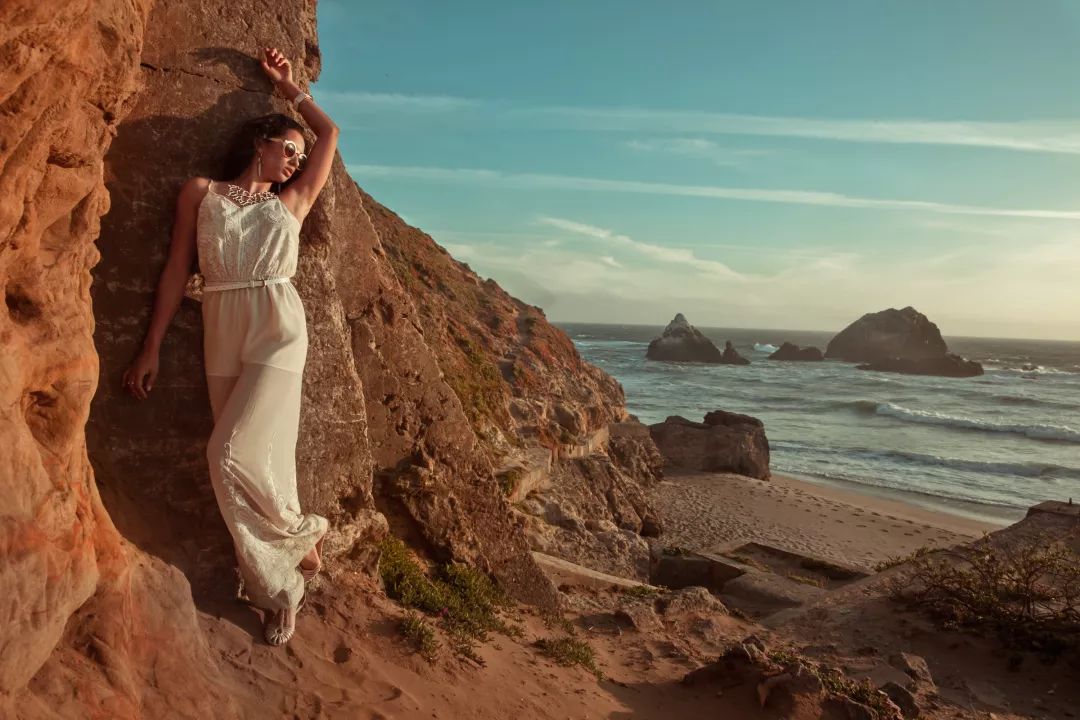 用PS打造海边模特冷暖对比时尚大片效果后期调色教程