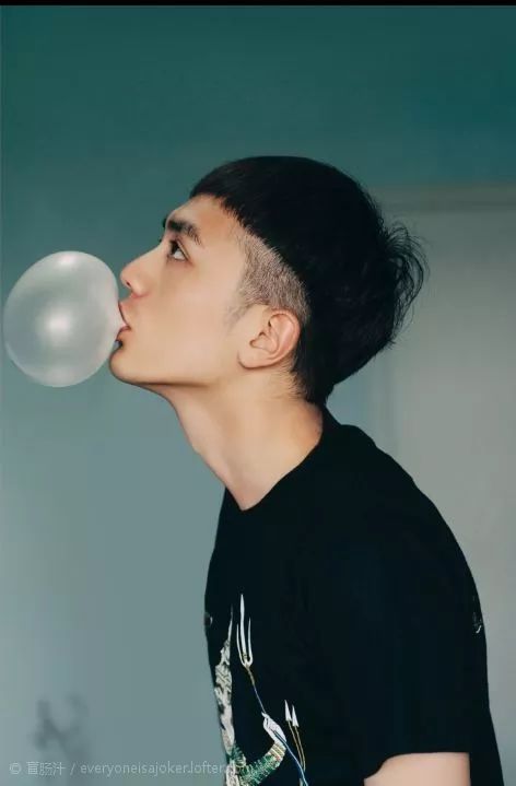 PS教程：打造创意又富有个性的泡泡头像图片