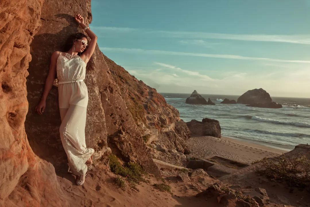 用PS打造海边模特冷暖对比时尚大片效果后期调色教程