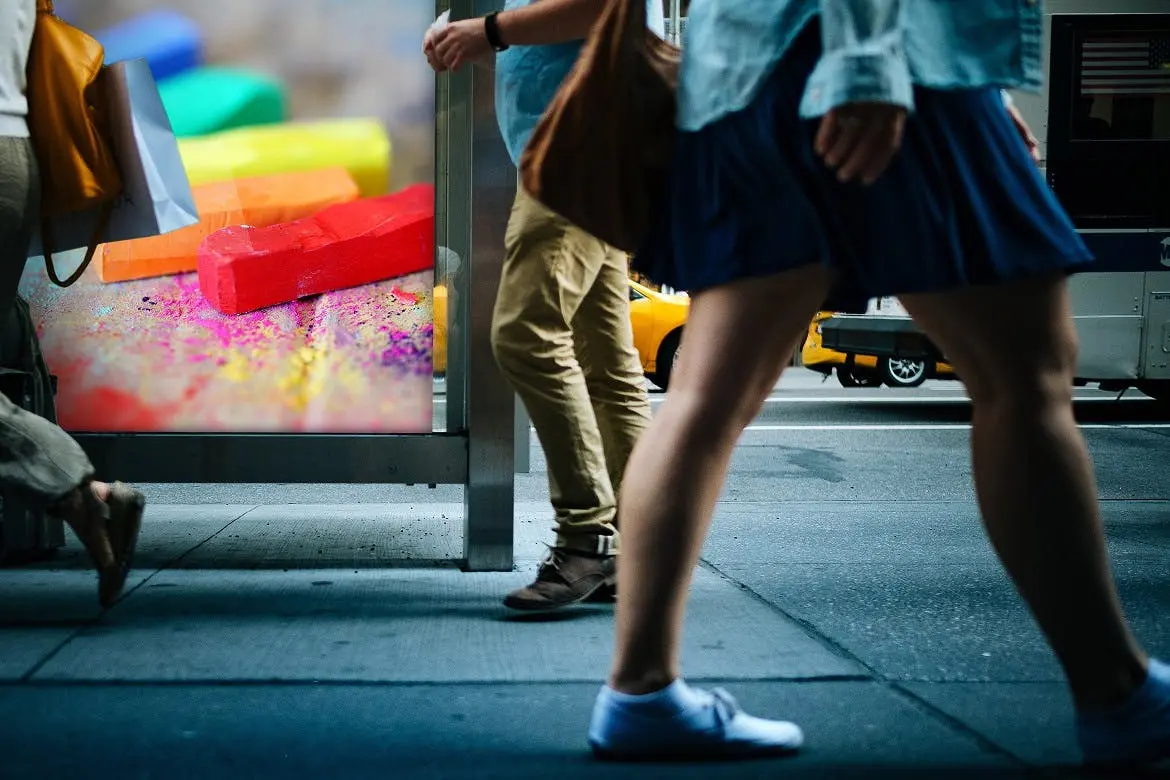 户外广告设计展示PSD样机素材