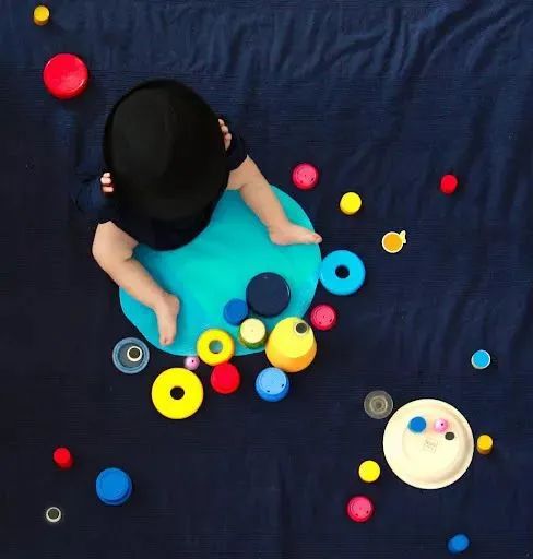 她把孩子拍成了世界名画！