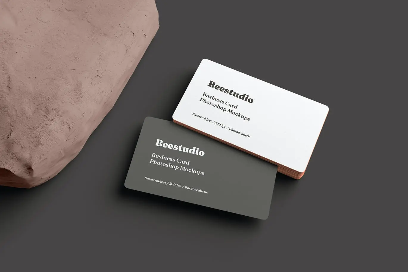 6个高端逼真质感圆角名片设计PSD样机模型