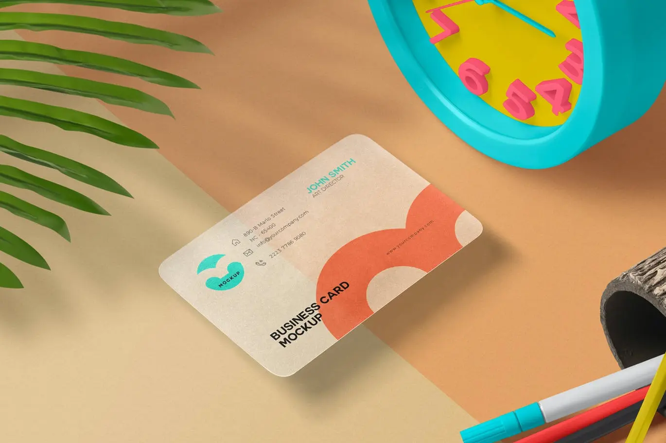 细节满满色彩艳丽的圆角透明名片PSD样机素材