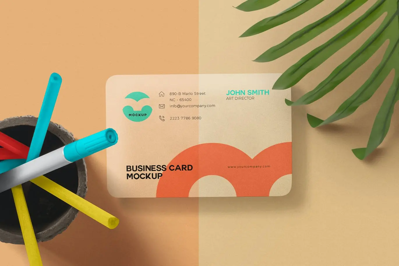 细节满满色彩艳丽的圆角透明名片PSD样机素材