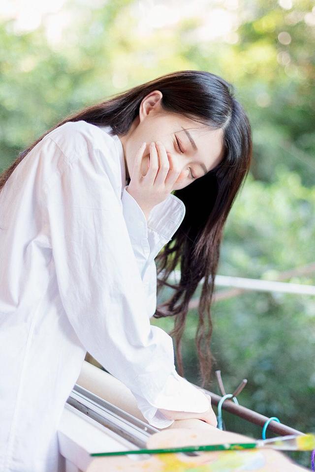 摄影技巧：9个简单实用的拍照技巧，让你宅家也能拍美照