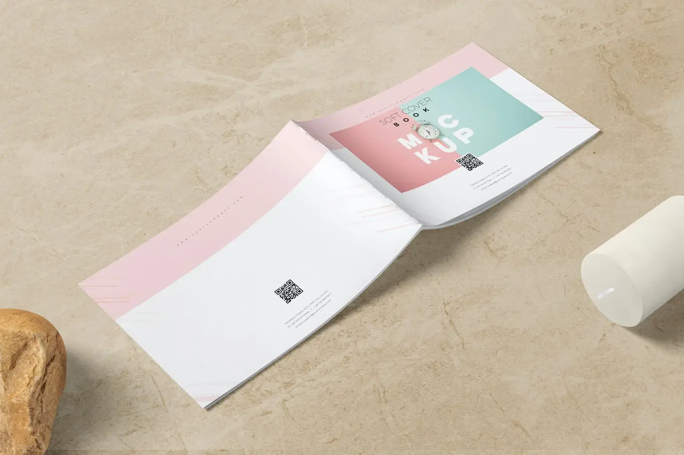 A5尺寸订书书籍设计PSD样机素材