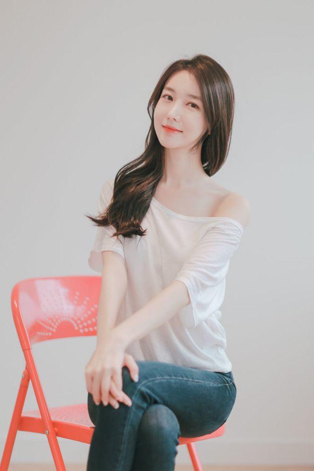 日常拍照、旅行拍照、这13个拍照姿势拍照自然又好看