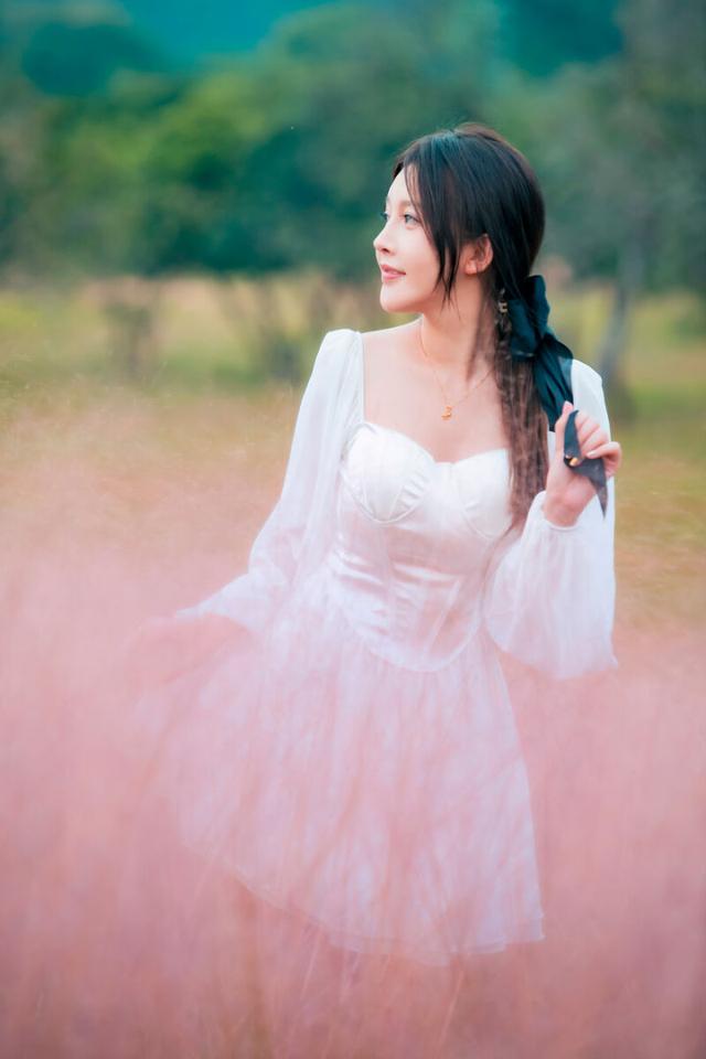 单人拍照学习9个拍照姿势,一个人拍照不呆板很漂亮