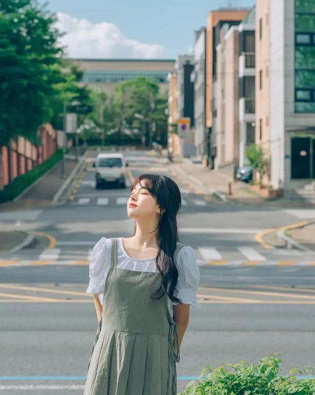 拒绝拍照单调,9个拍照好看姿势,高端大气又好看