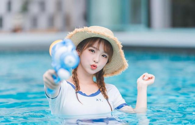 拍照紧张还不会凹造型？9个拍照技巧帮你拍照自然好看