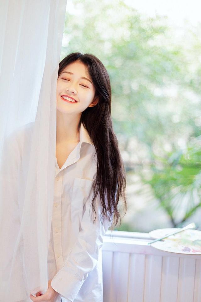 摄影技巧：9个简单实用的拍照技巧，让你宅家也能拍美照