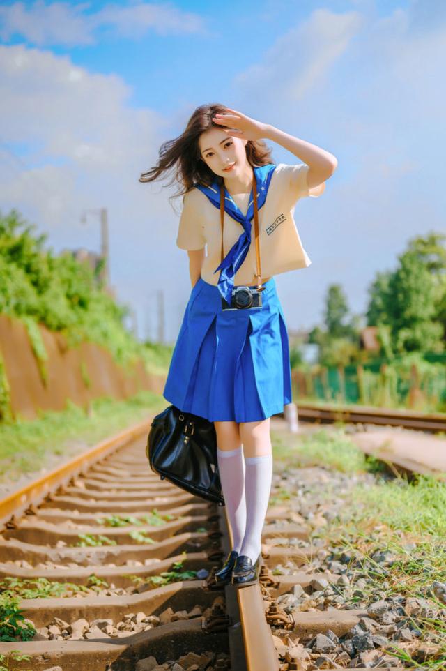 不会拍照有烦恼？3个技巧5个姿势，满足你的日常拍照所需