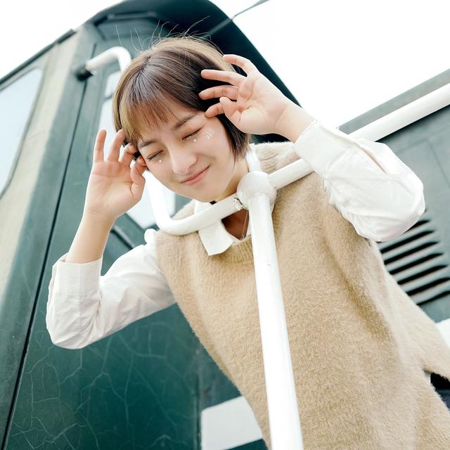 拍照紧张还不会凹造型？9个拍照技巧帮你拍照自然好看