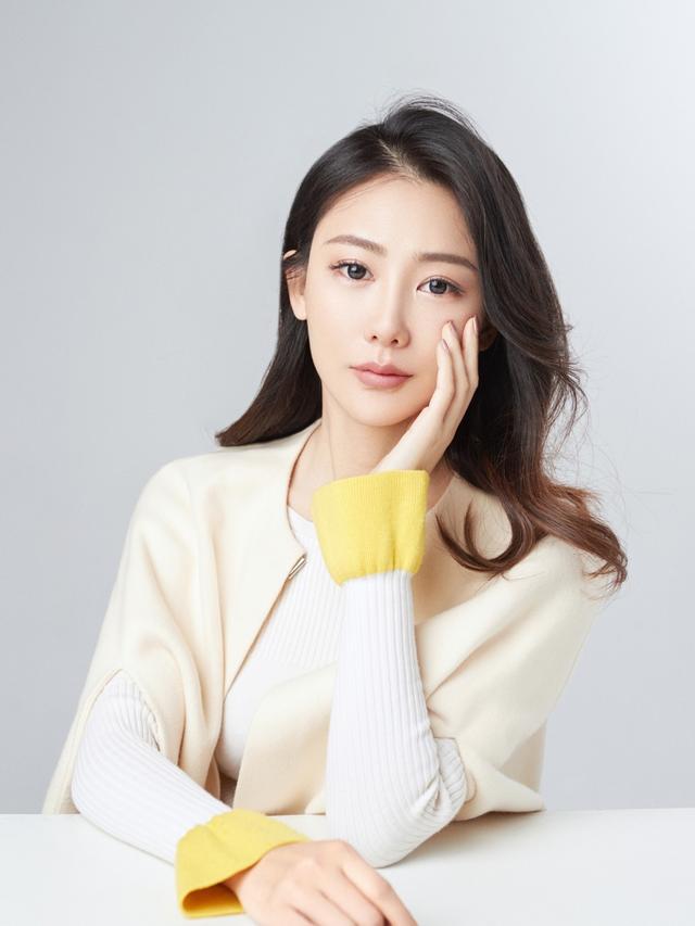 10年摄影、20个拍照姿势总结:这样拍简单易学还好看