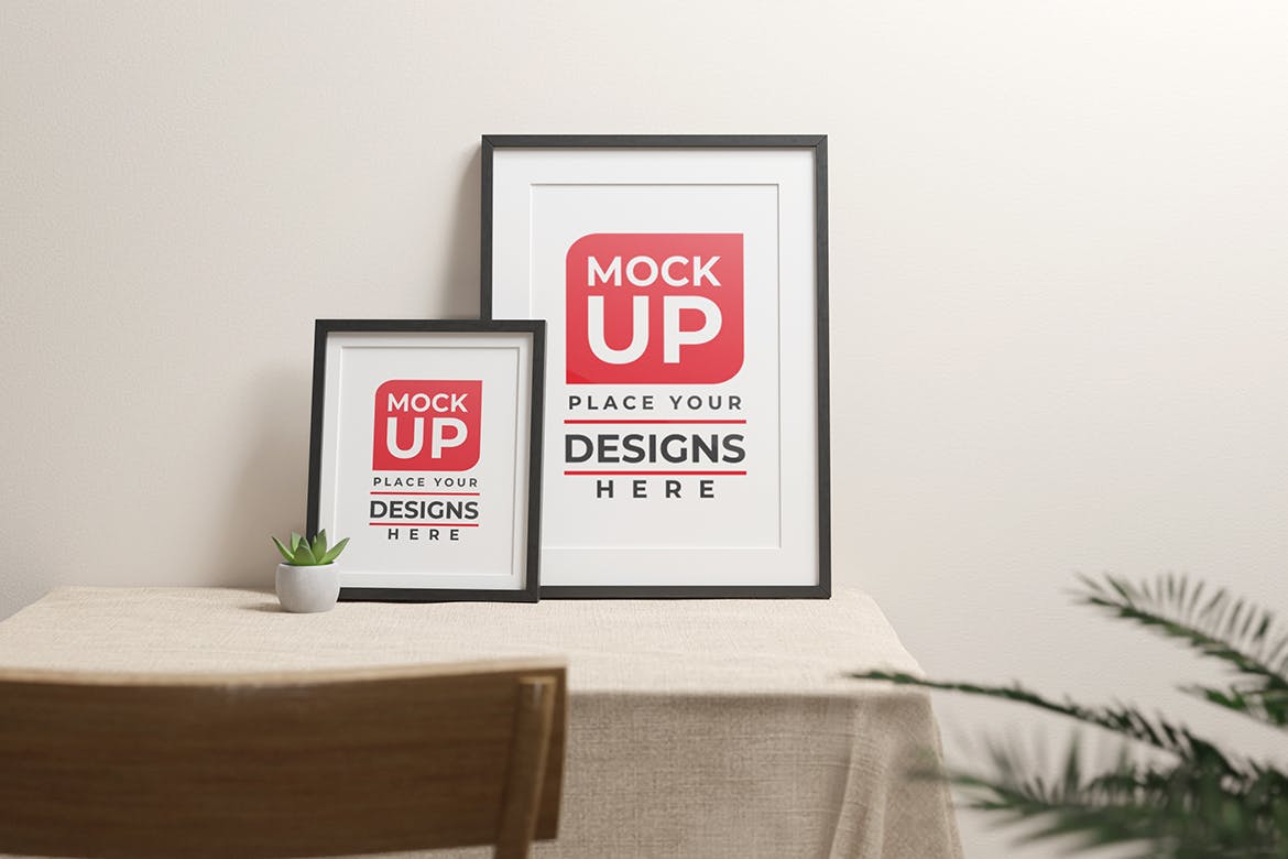 居家风格摄影作品黑色相框PSD样机素材