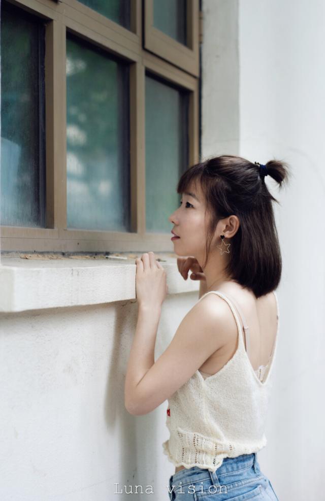 12个人像拍照姿势，摄影师推荐使用，普通人也能拍照好看