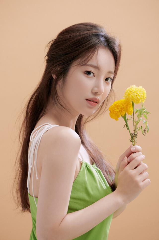 12个人像拍照姿势，摄影师推荐使用，普通人也能拍照好看