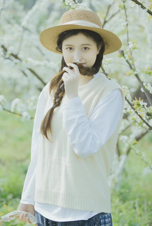 好看的写真照如何拍,用这9个姿势拍出满满文艺高级感