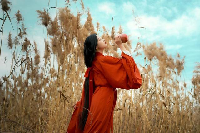 避免拍照千篇一律，这6个技巧让你人像拍照不普通