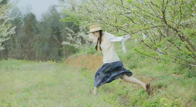 好看的写真照如何拍,用这9个姿势拍出满满文艺高级感