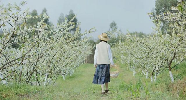 好看的写真照如何拍,用这9个姿势拍出满满文艺高级感