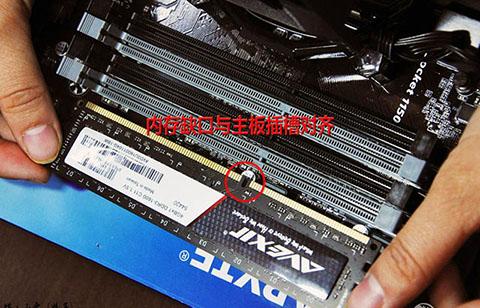 电脑显示屏一直没信号怎么办(电脑显示屏一直无信号怎么解决)