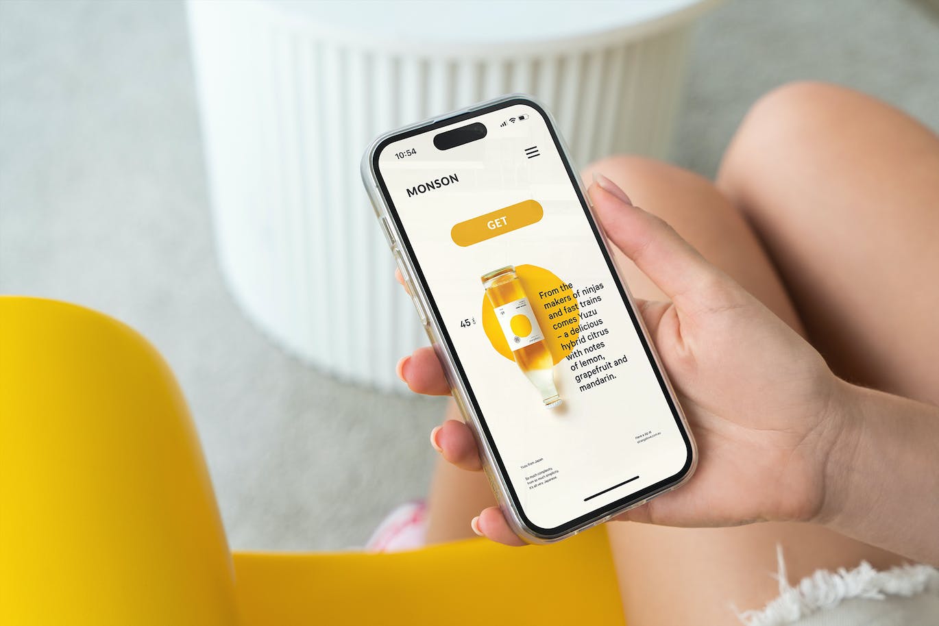 真实使用场景iPhone 14 Pro界面手机PSD样机素材