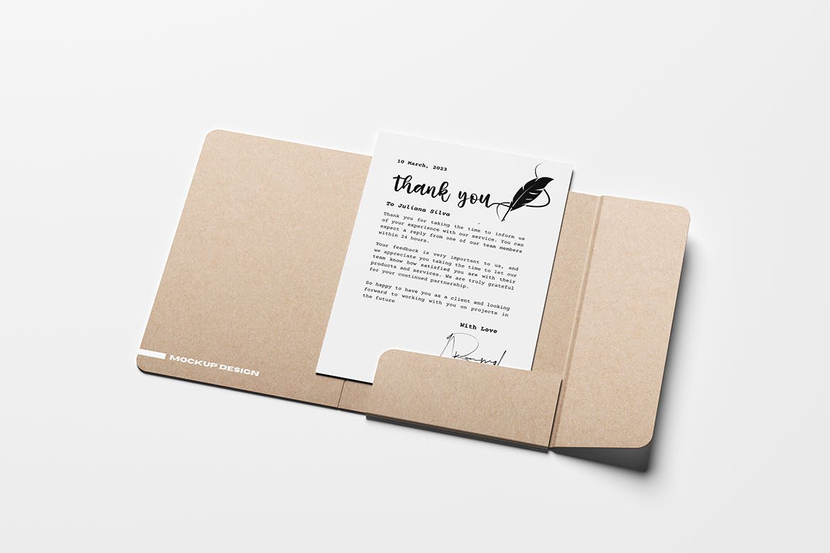 4个效果逼真的A4文件夹PSD样机素材