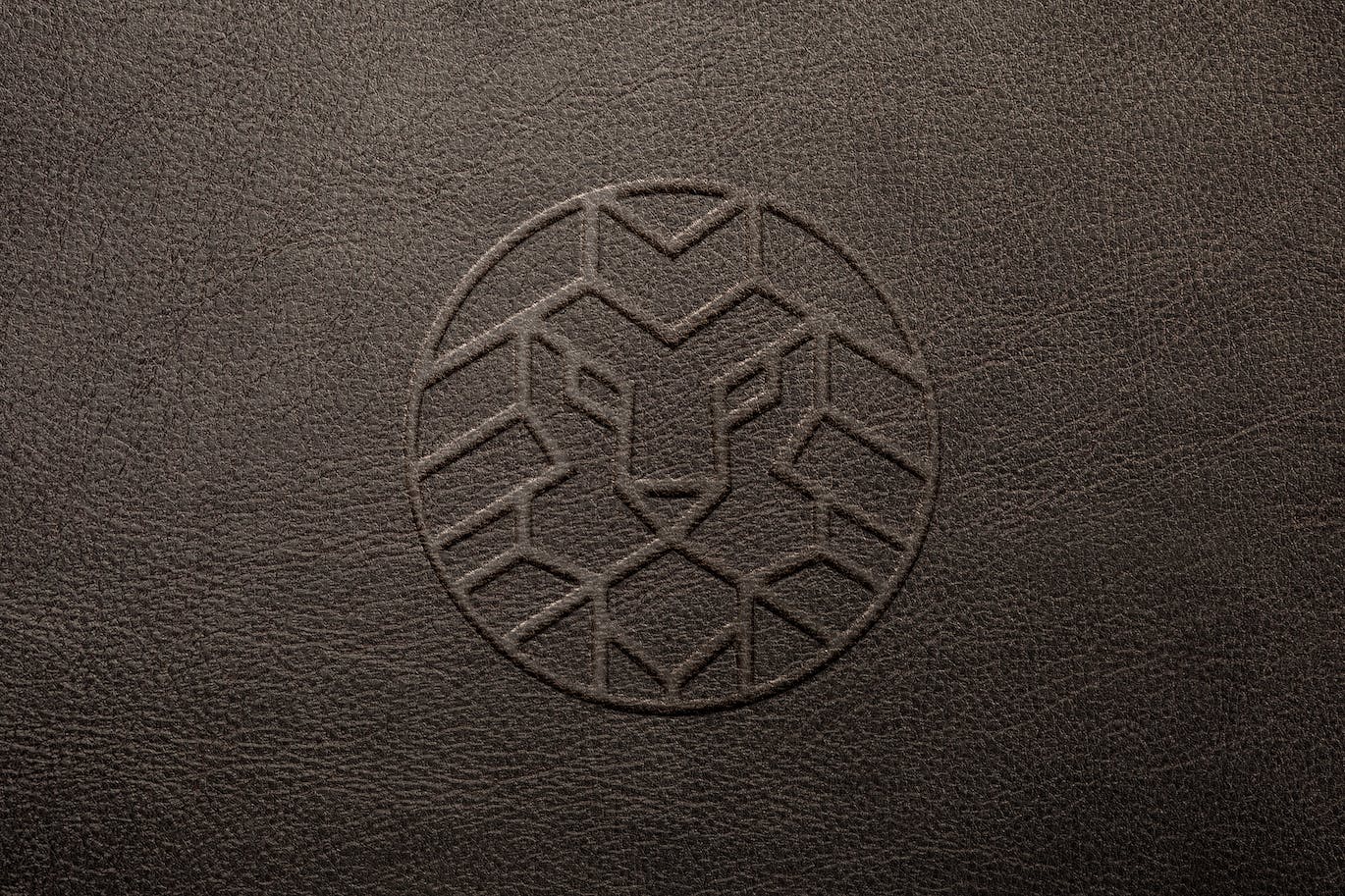 压制皮革豪华标志PSD样机素材-2 压制皮革豪华标志PSD样机素材