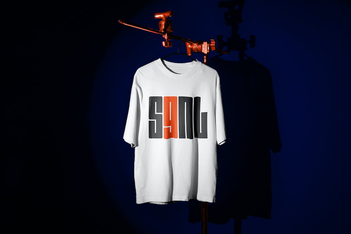 10个不同类型的品牌设计PSD模型素材包