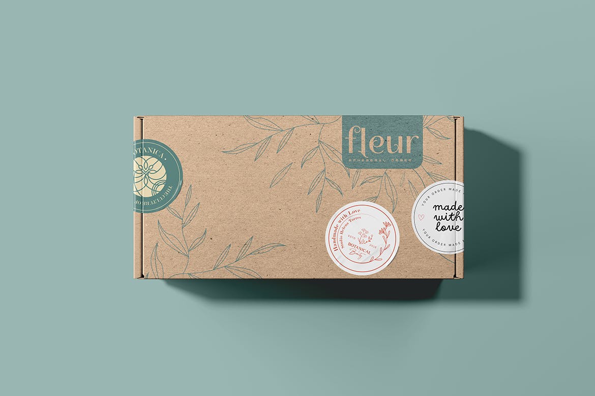 逼真纸质带有不同贴纸矩形盒子PSD样机素材包