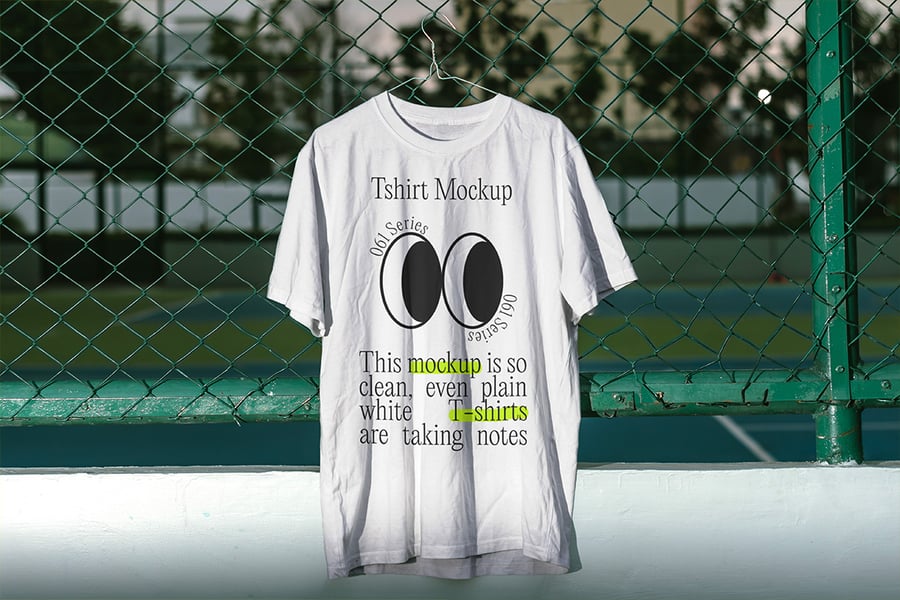 带场景的手拿T恤PSD样机素材包-2 带场景的手拿T恤PSD样机素材包