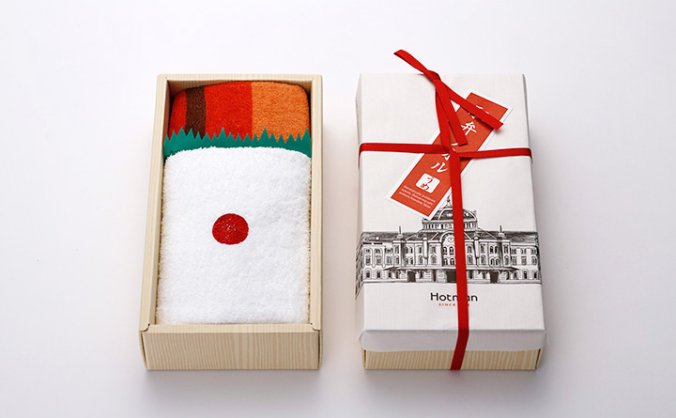 204张日本包装设计参考图，类别有礼盒/饮料/茶叶/零食/糖果/化妆品